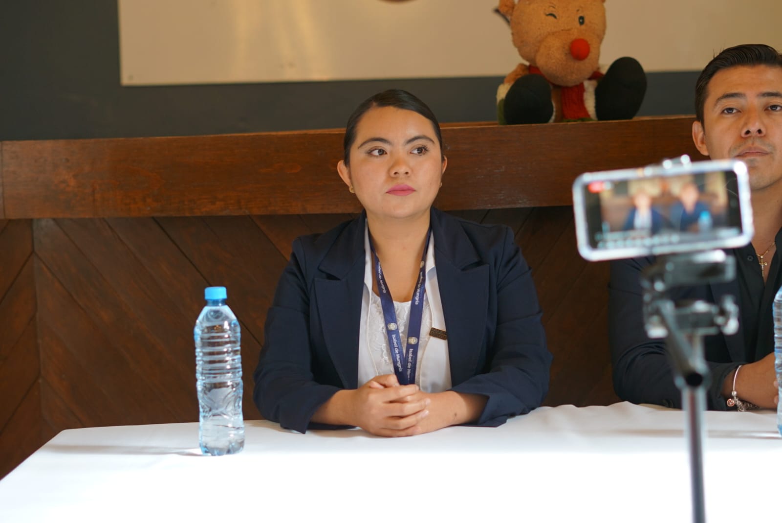 Presenta Isabel de Hungría 'Voces del cuidado de la salud 2023'